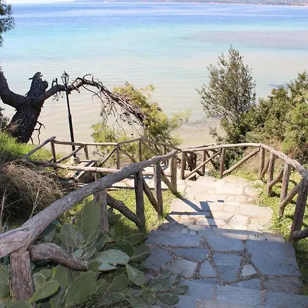 Miranta Nikiti (Sithonia)